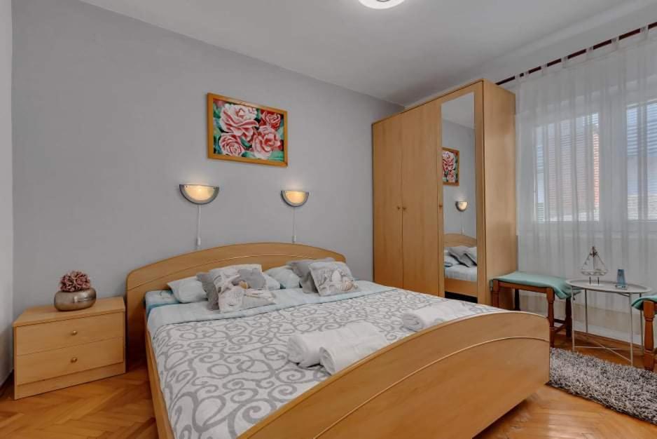 Apartments Rose Baska Voda Ngoại thất bức ảnh