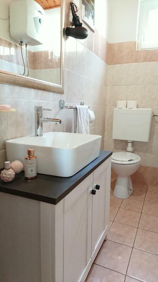 Apartments Rose Baska Voda Ngoại thất bức ảnh