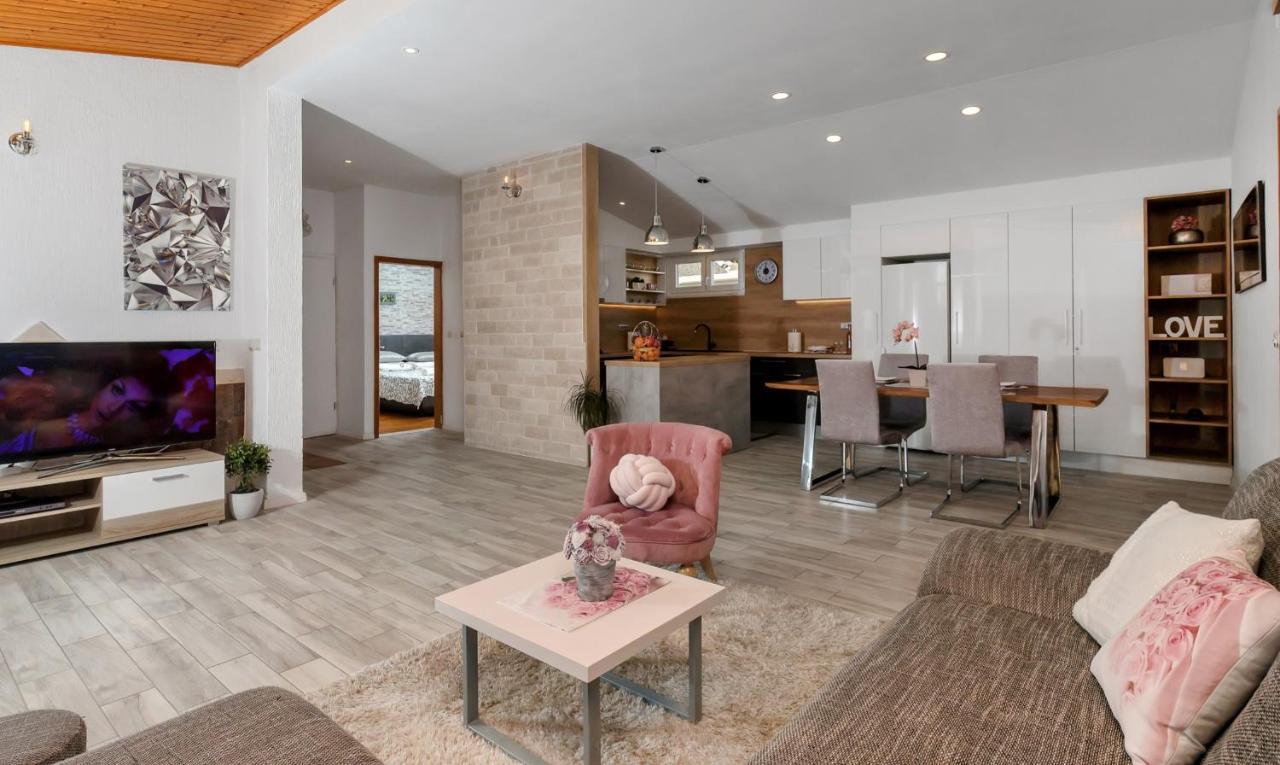 Apartments Rose Baska Voda Ngoại thất bức ảnh